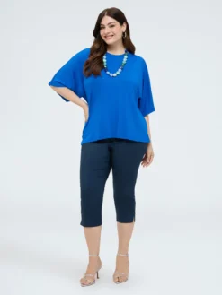 T-shirt in jersey con cut-out