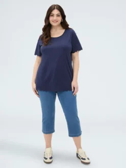 T-shirt in jersey con dettagli ricamati