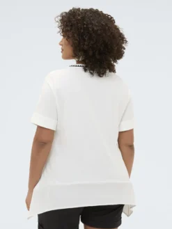 T-shirt in jersey con dettaglio uncinetto