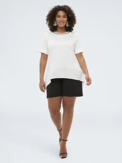 T-shirt in jersey con dettaglio uncinetto