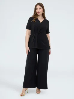 T-shirt in jersey con drappeggio