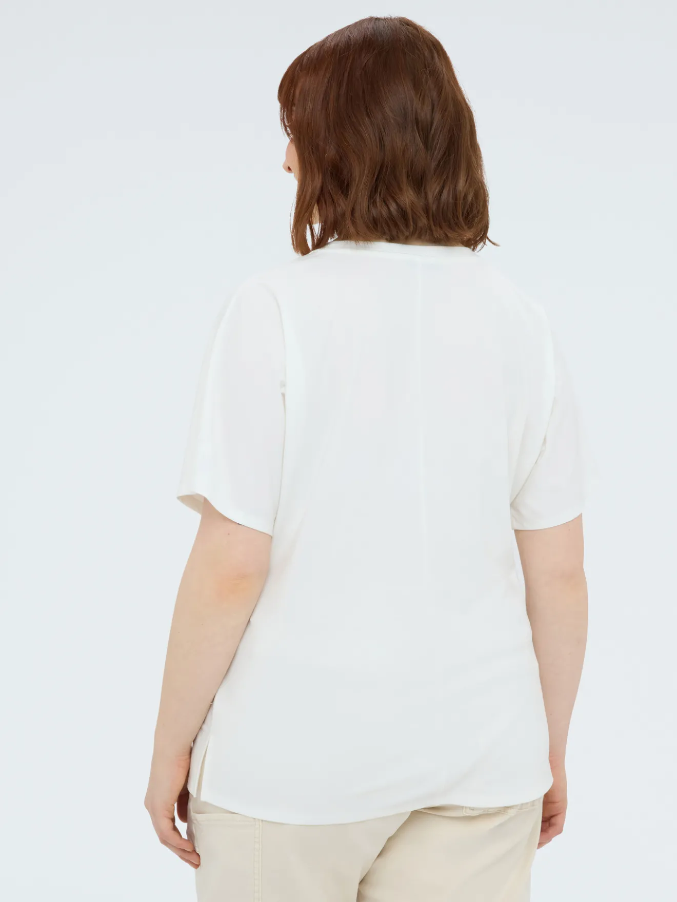 T-shirt in jersey con foliage in paillettes