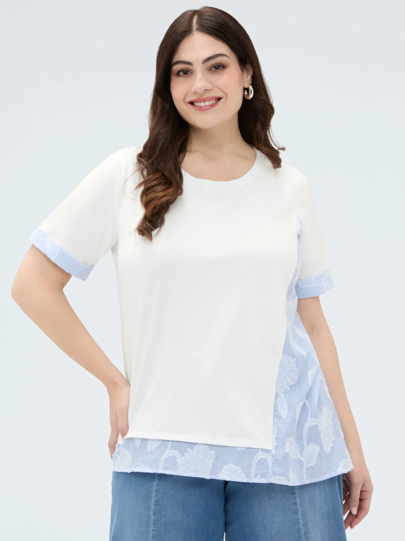 T-shirt in jersey con inserti a righe