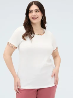 T-shirt in jersey con perline