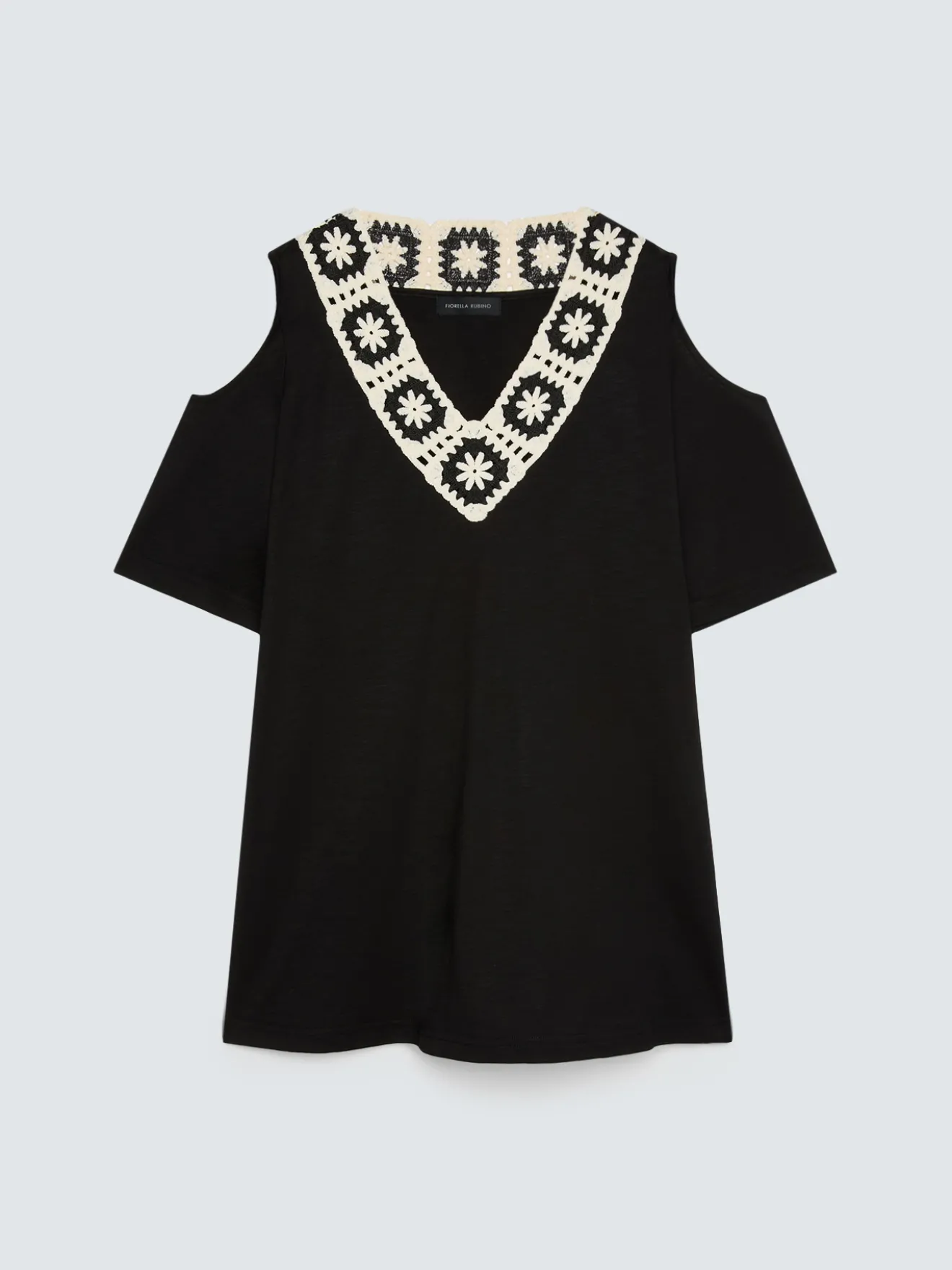 T-shirt in jersey modal con scollo a V