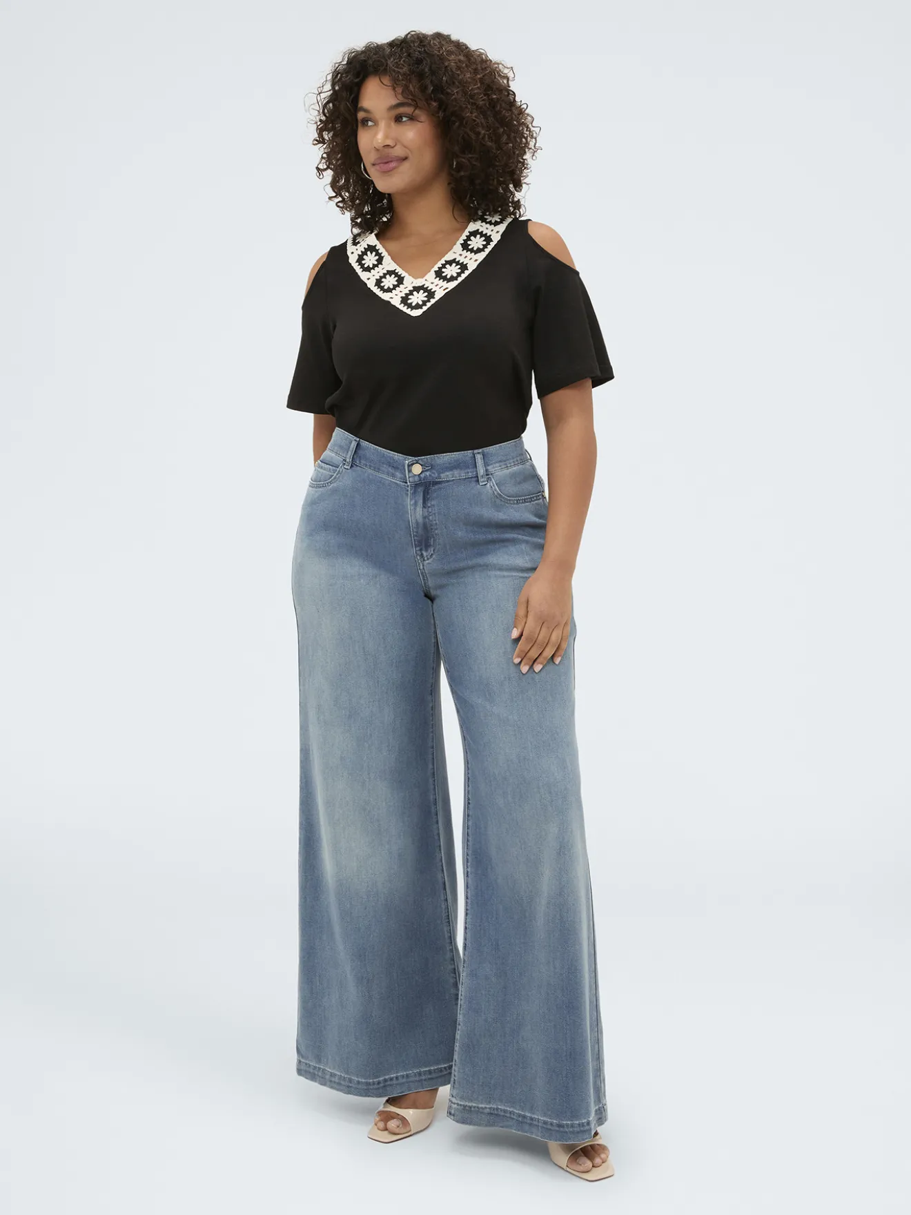 T-shirt in jersey modal con scollo a V