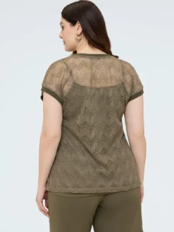 T-shirt in maglia traforata ajouré con paillettes