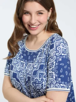 Vestito in jersey con stampa bandana